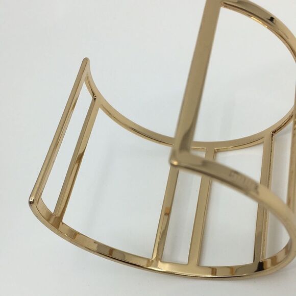 Gold tone cuff bracelet - Picture 10 of 12